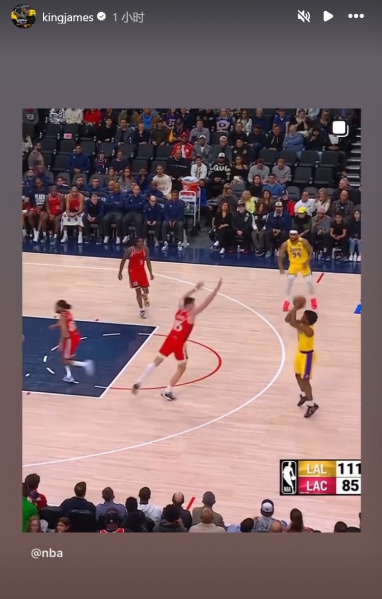  為你驕傲！布朗尼投進(jìn)NBA生涯首記三分球！詹姆斯賽后轉(zhuǎn)發(fā)