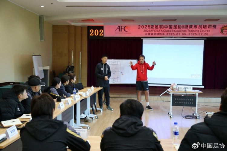  技術(shù)為王，中國足球踏上尋找靈魂之路