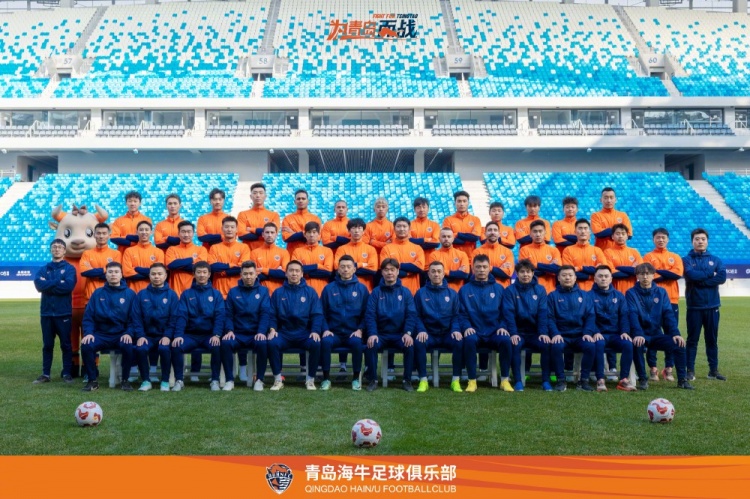  青島海牛一線隊名單：老將鄭龍、薩里奇坐鎮(zhèn)，金洋洋等新援在列