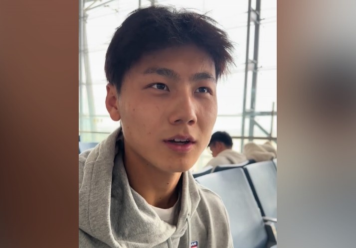  為何半場過后不久被換下？毛偉杰：兩條腿特別緊，李導(dǎo)怕我受傷