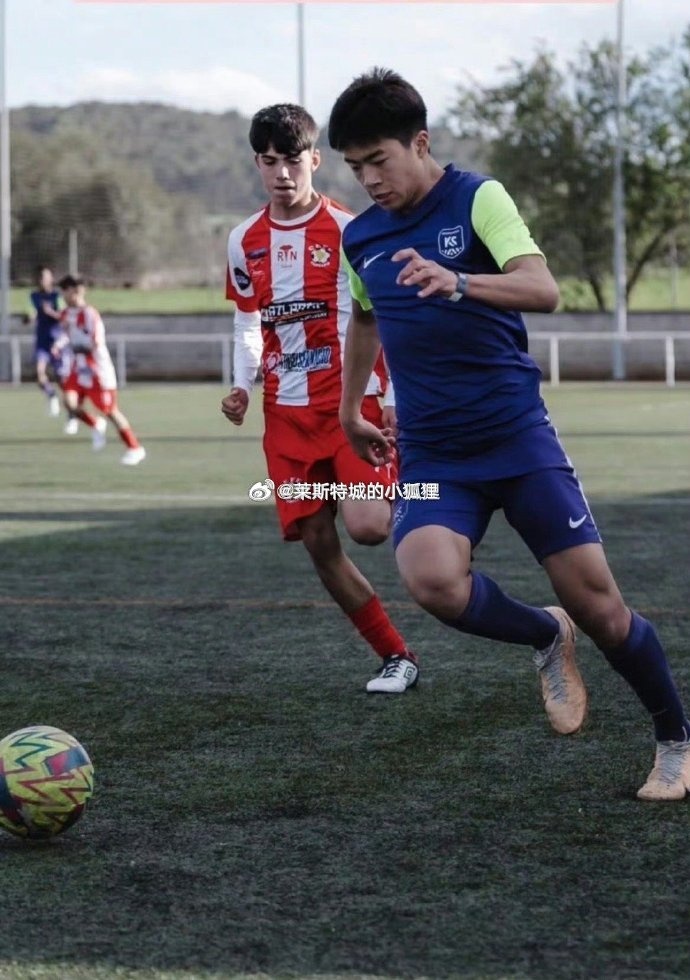  效力巴達(dá)洛納U16的中國球員汪修昊，入選西班牙加泰羅尼亞大區(qū)隊(duì)